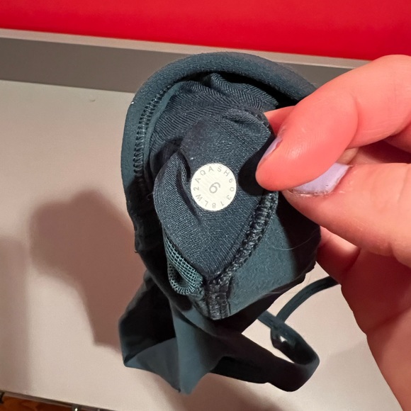 Lululemon Flo Y Bra - Picture 3 of 3